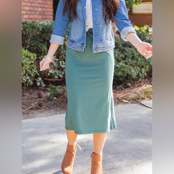 T-shirt skirt - Picture 2 of 3